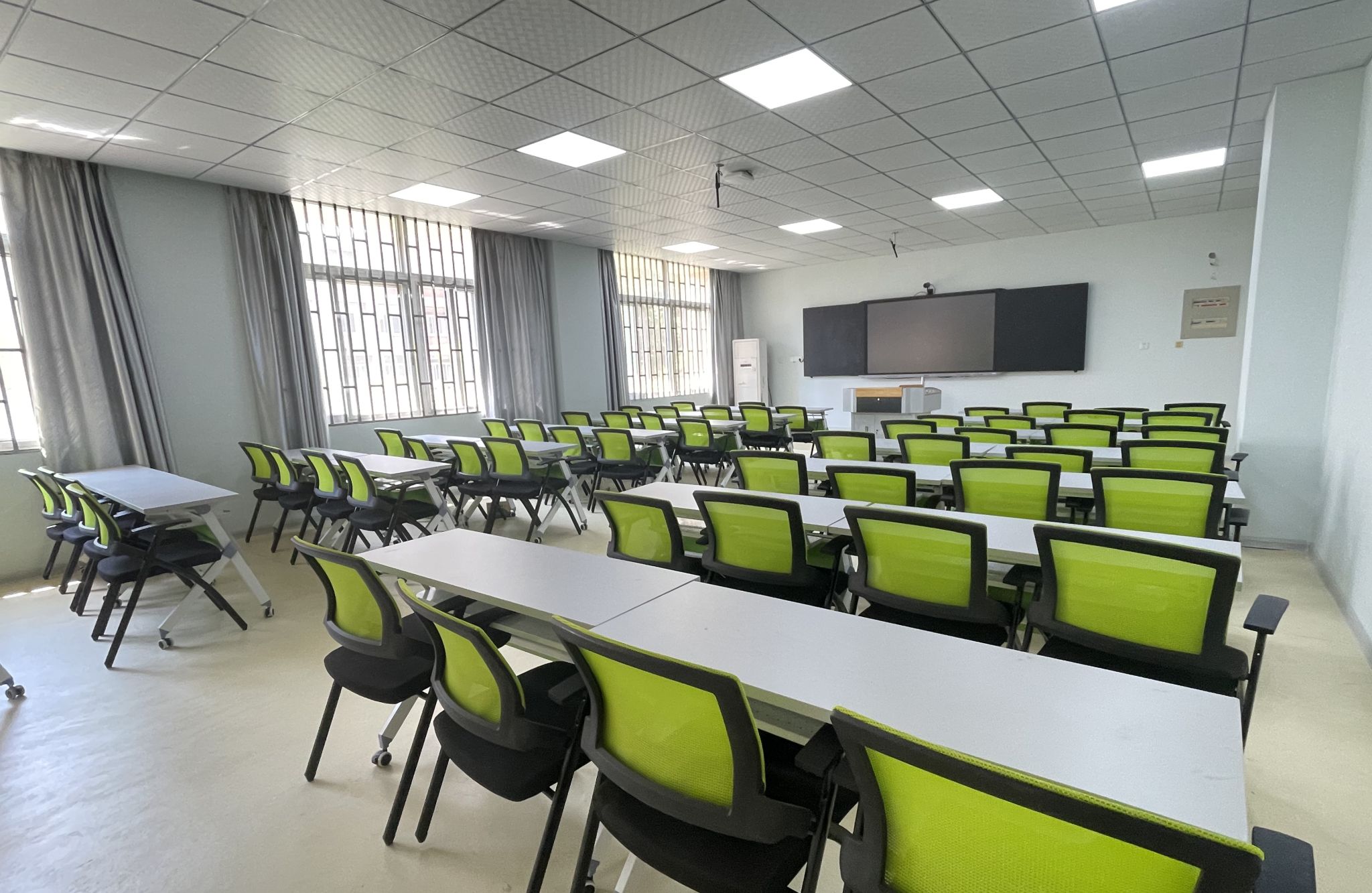 智慧教室-安徽农业大学